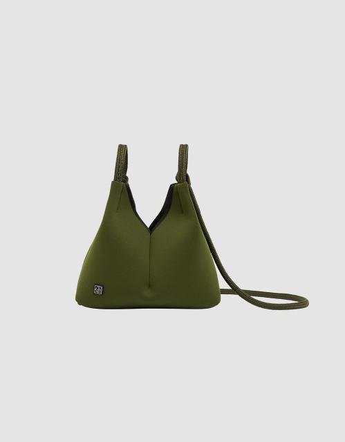 ソルスティス　クロスボディ　カーキ