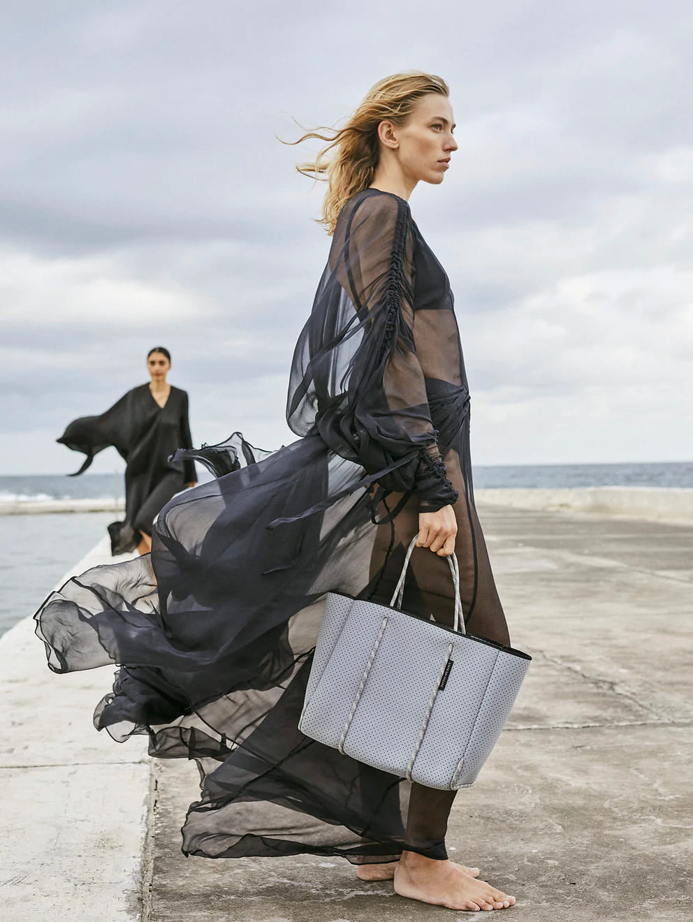 軽さが魅力のブランドカジュアルバッグは、ステートオブエスケープのFlying Solo